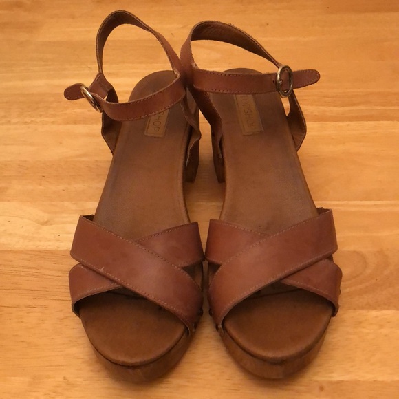 TOPSHOP Valerie Platform Sandal - Picture 7 of 12